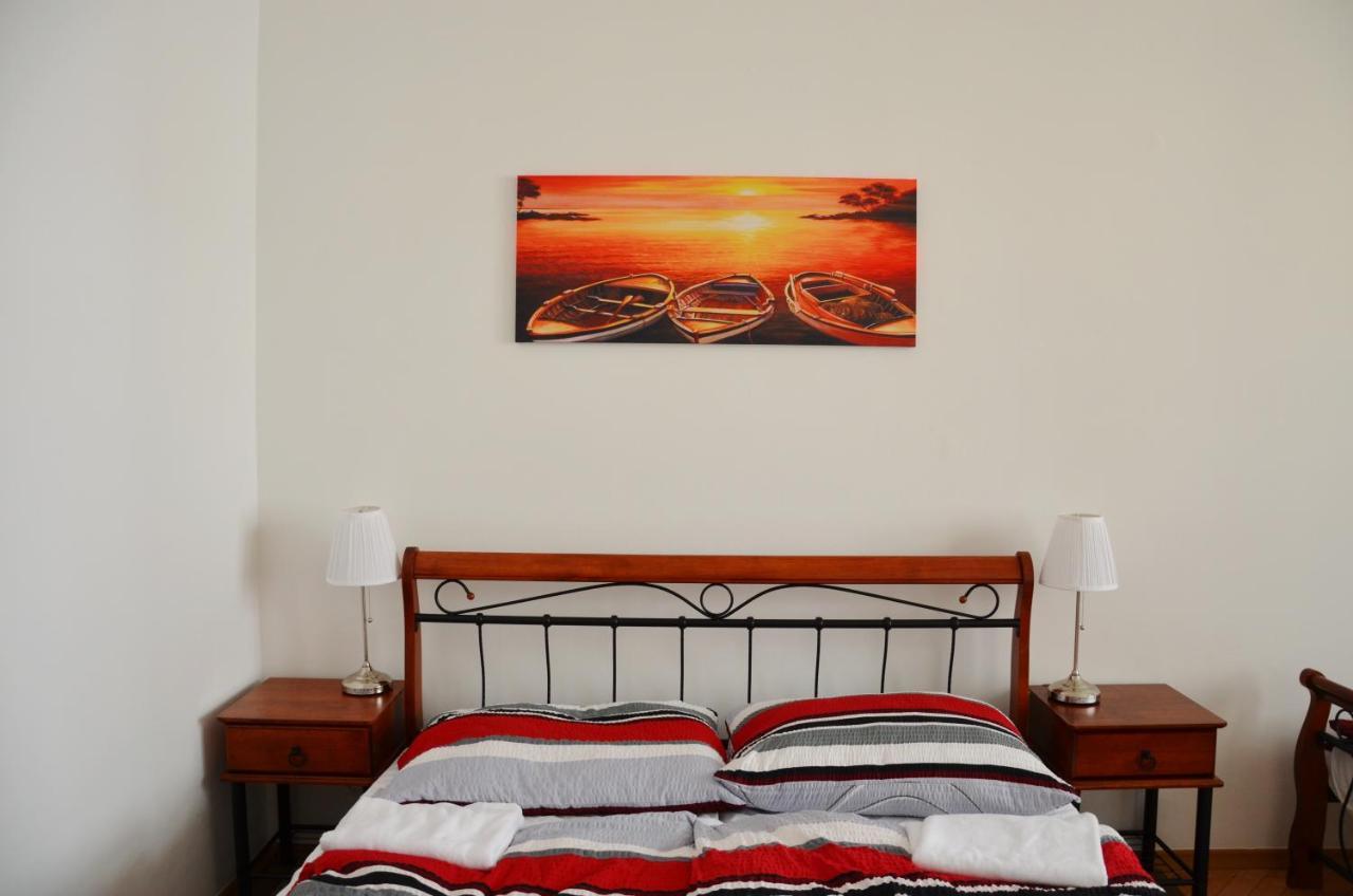 Apartment In The Heart Of Прага Екстер'єр фото